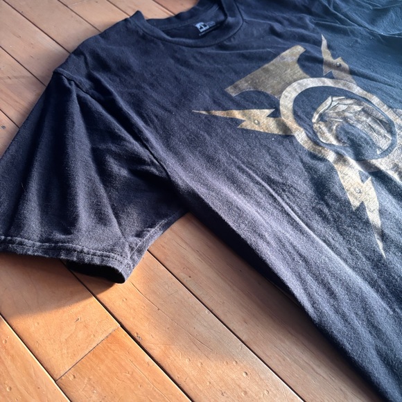 Warhammer Adeptus Custodes Icon Tee Shirt size M - Picture 6 of 6